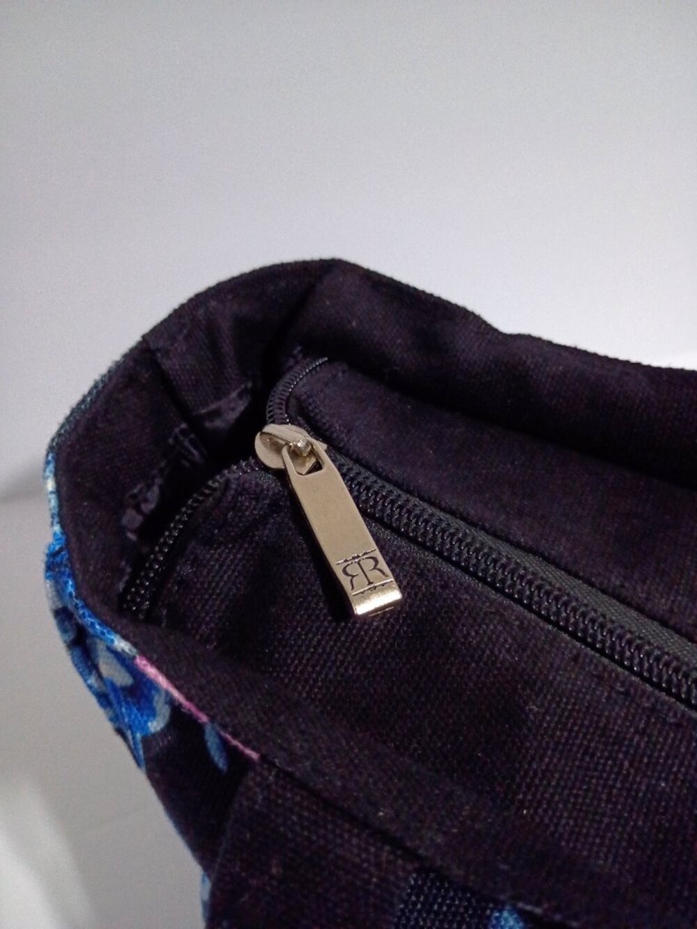 Robin Ruth Tote Purse Berlin - Picture 7 of 16